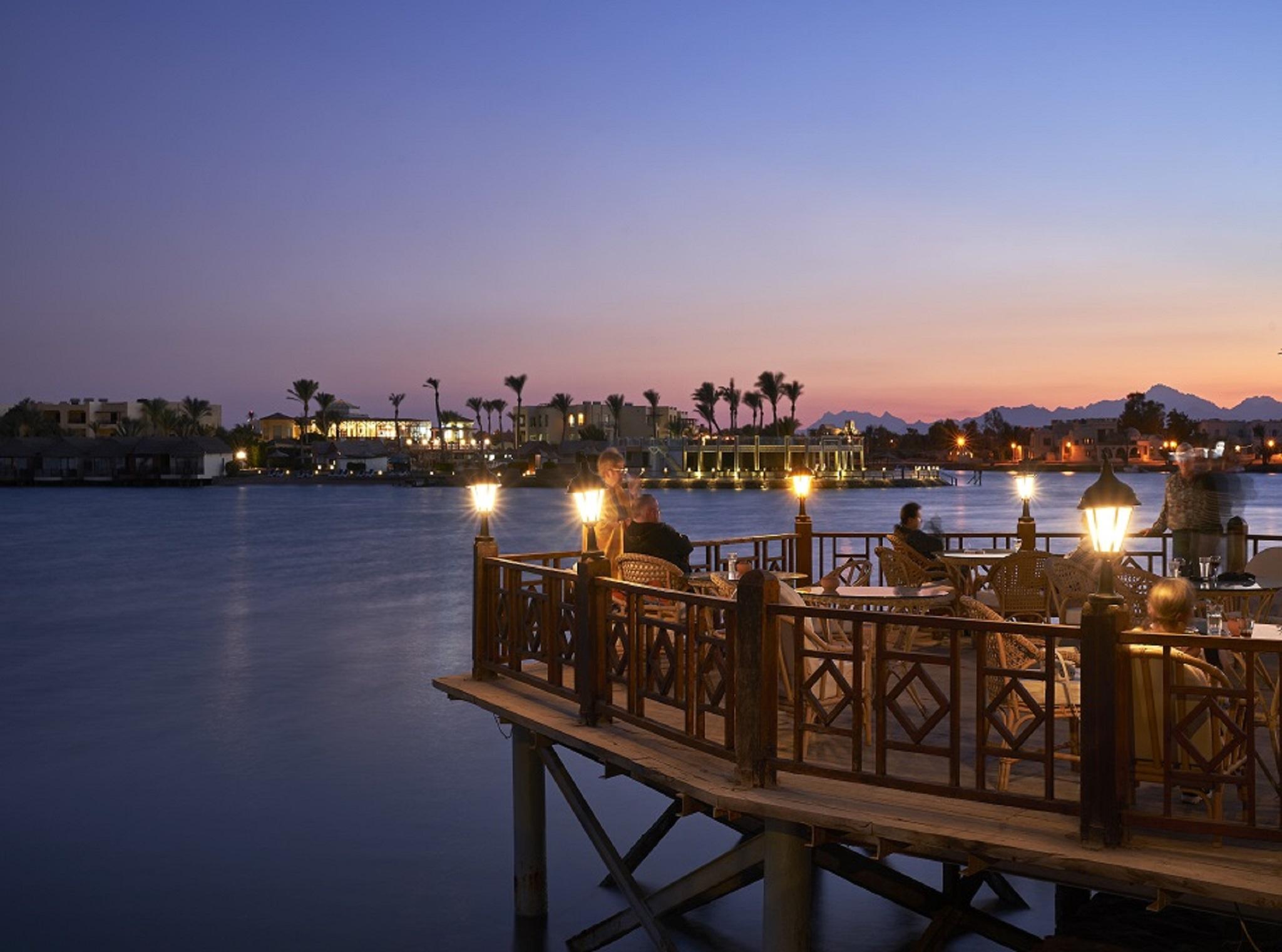 Hotel Sultan Bey Resort Gurdaka Kültér fotó